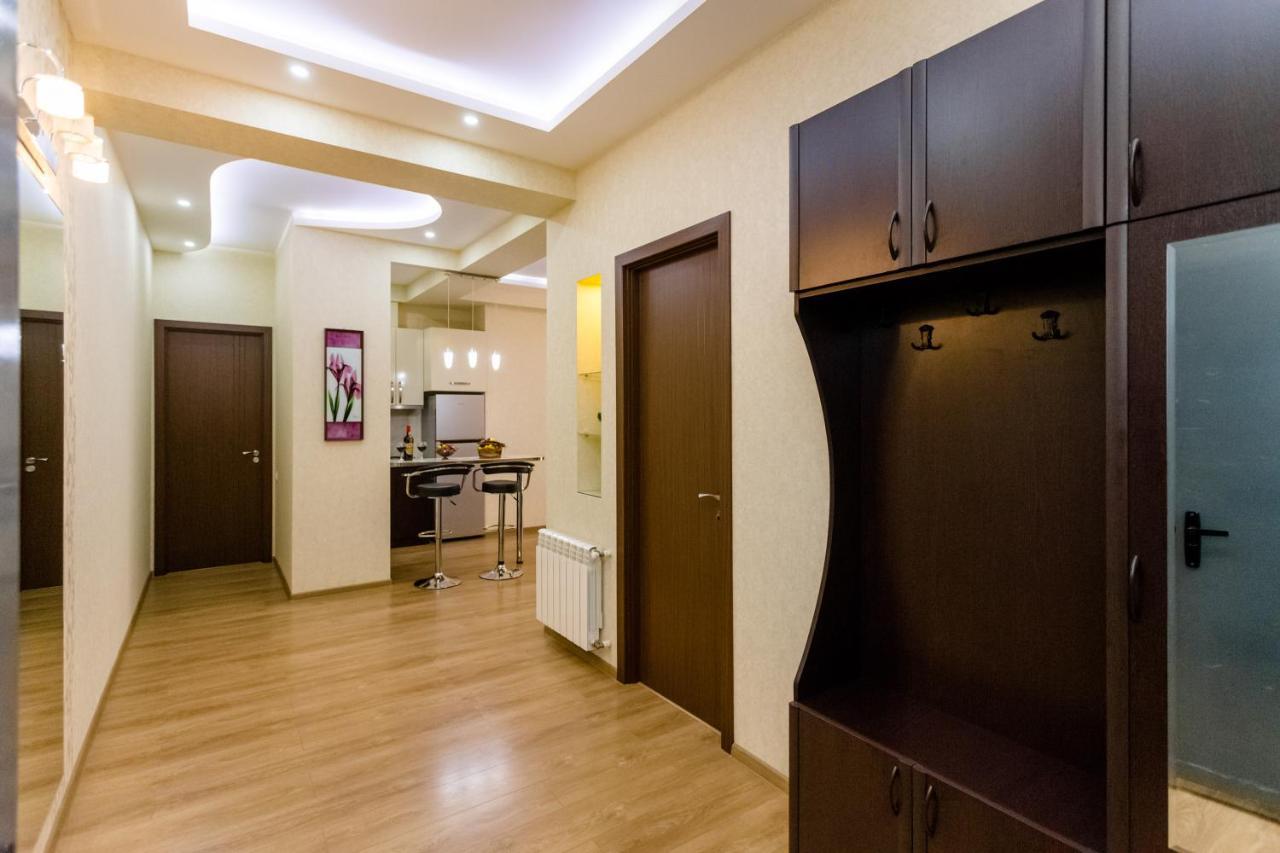 New! - Downtown Apartment Tbilisi Luaran gambar