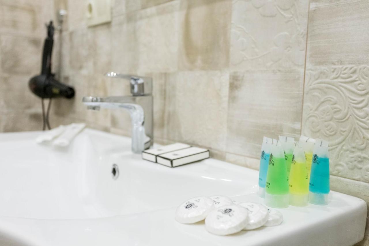 New! - Downtown Apartment Tbilisi Luaran gambar