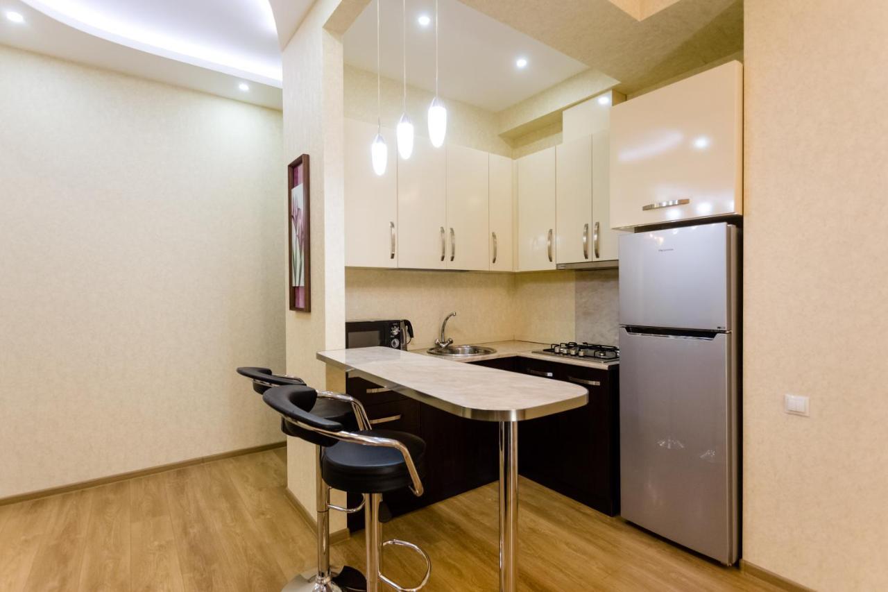 New! - Downtown Apartment Tbilisi Luaran gambar